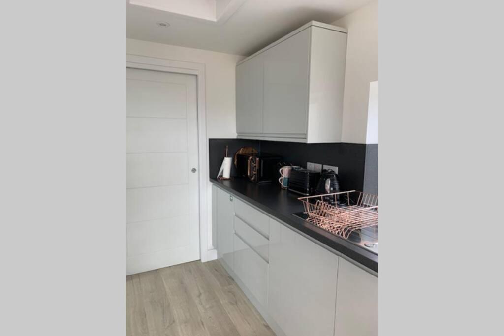 Tomax Garden Cabin Free Parking Inverness Buitenkant foto